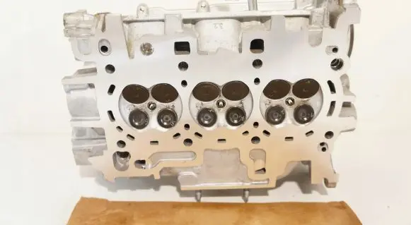 Opel Karl Engine head 55509458