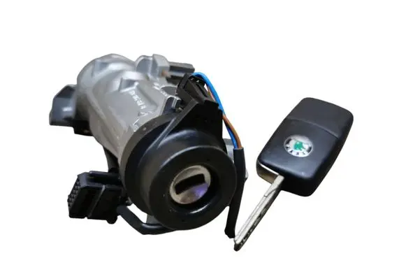 Skoda Octavia Mk2 (1Z) Ignition lock 1K0905851B 1K0905865