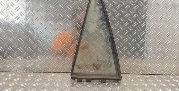 Rear vent window glass