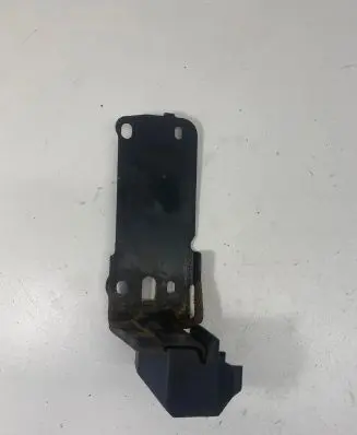 BMW 3 E90 E91 Radiator mount bracket 51647117 23781010 H260BDF2