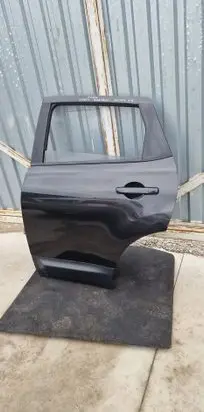 Nissan Qashqai Rear door 