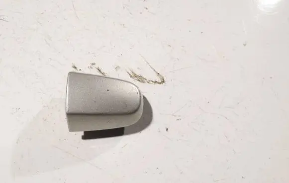 Toyota Avensis T250 Loading door cover/cap 