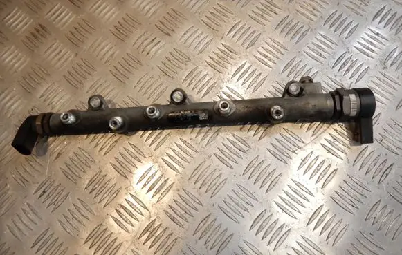 BMW 5 E60 E61 Fuel main line pipe 0445214030 7787164 38330