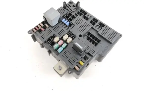 Volvo XC90 Fuse module 31473570
