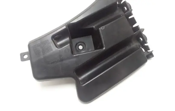 Volvo S60 Front bumper mounting bracket 30796626