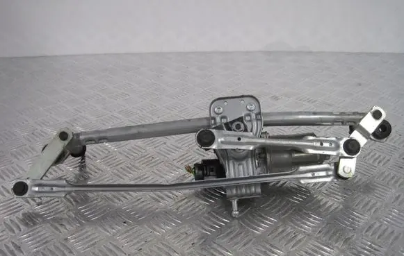 Volkswagen Polo Front wiper linkage 2G1955023D