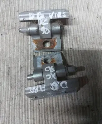 Volvo XC90 Rear door hinge set 