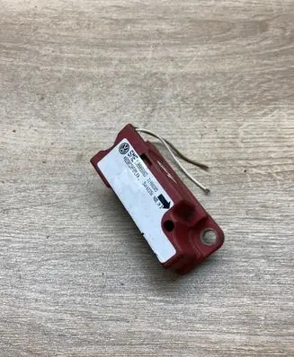 Volkswagen Golf IV Airbag deployment crash/impact sensor IJ0909606D 5WK42350