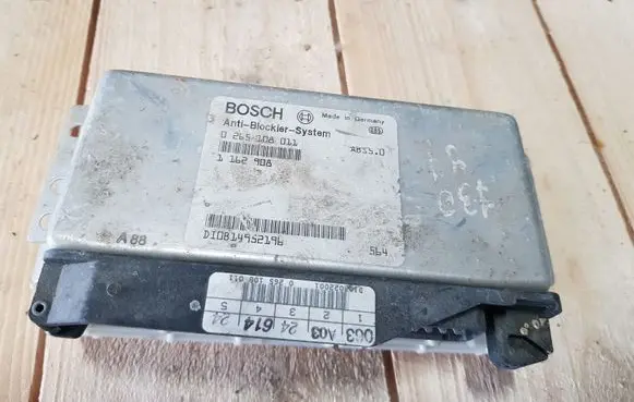 BMW 7 E38 ABS control unit/module 0265108011