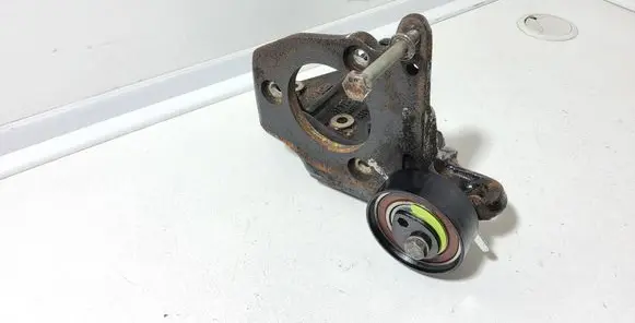 Volkswagen Transporter - Caravelle T4 Fuel pump bracket 074130147C