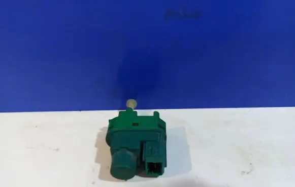 Jaguar X-Type Brake pedal sensor switch 94BB9C822AC