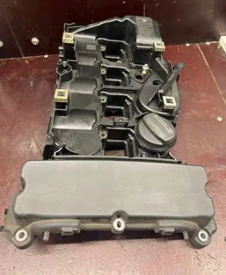 Rocker cam cover