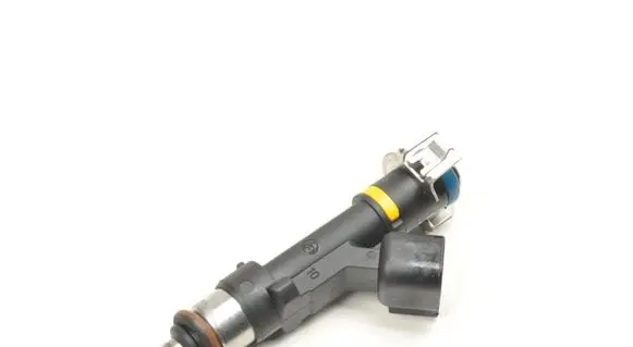 Mazda 5 Fuel injector 6M8GBA