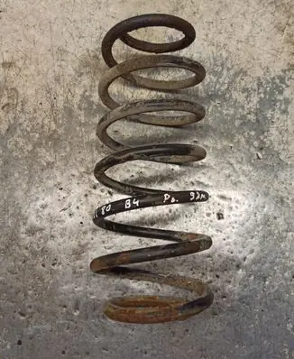 Audi 80 90 S2 B4 Front coil spring