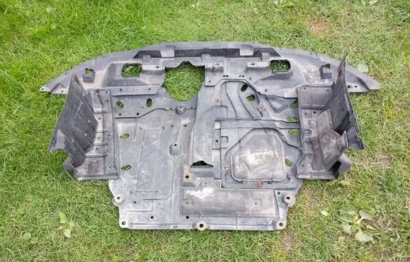 Mitsubishi ASX Engine splash shield/under tray 5379A269
