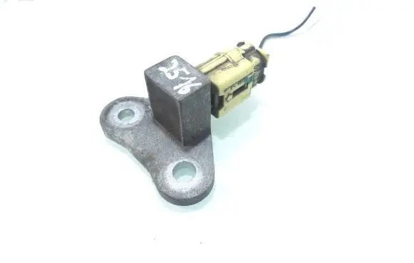Nissan Qashqai Airbag deployment crash/impact sensor