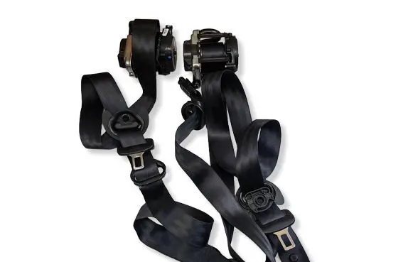 Volkswagen Golf VII Front seatbelt 5GM857705F 5GM857706D 5G0857885