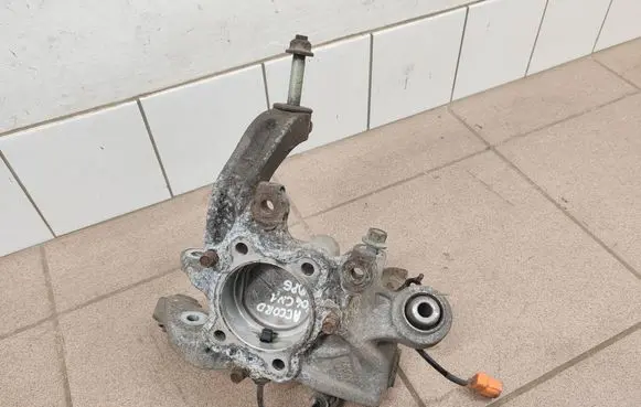 Honda Accord Rear wheel hub spindle/knuckle 