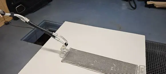 Jeep Grand Cherokee WL Transmission/gearbox oil cooler T872478A 83403 T478A6774