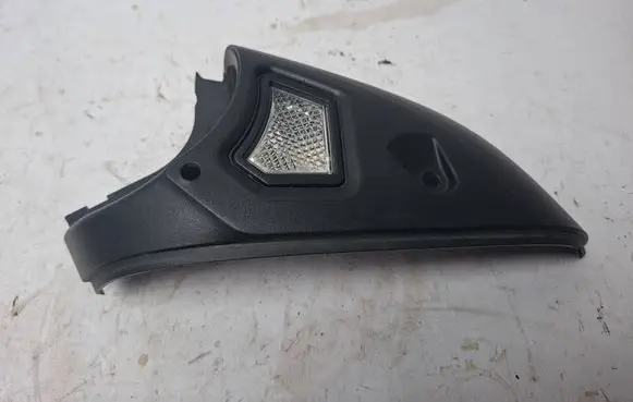 Volvo S80 Front door wing mirror part 3304509 3304507