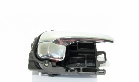 Nissan Primera Front door interior handle
