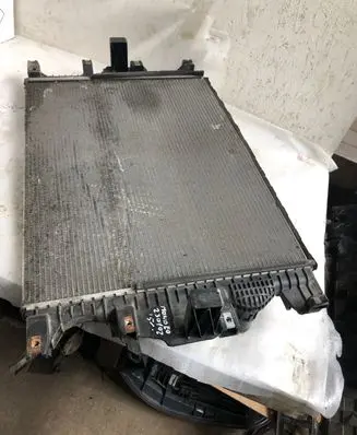 Ford Mondeo MK V Coolant radiator Dg938005