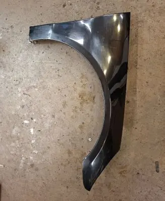 Mercedes-Benz R W251 Fender