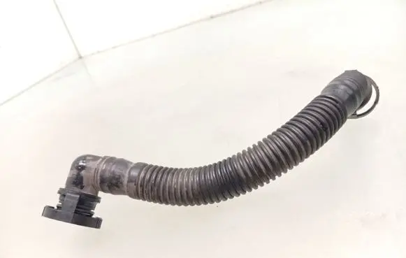 Volkswagen Golf VI Breather/breather pipe/hose 03L103493G