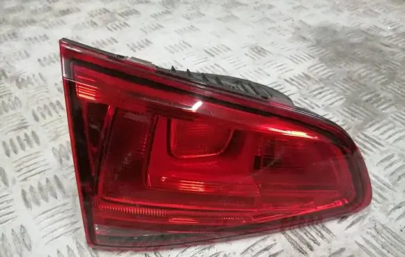 Volkswagen Golf VII Tailgate rear/tail lights 5G0945093R 90018023 ML900180230704