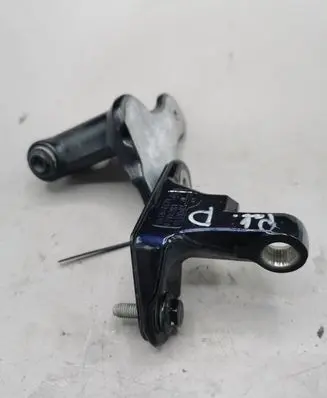Mercedes-Benz CLA C117 X117 W117 Front door hinges set A046572