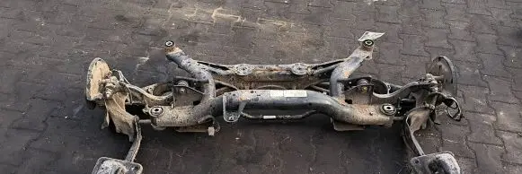 Volkswagen PASSAT B8 Rear axle beam 