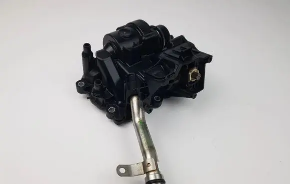 BMW 3 G20 G21 Thermostat housing 8596107