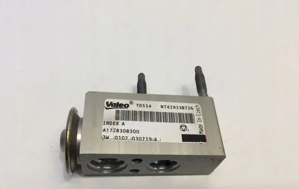 Air conditioning (A/C) expansion valve