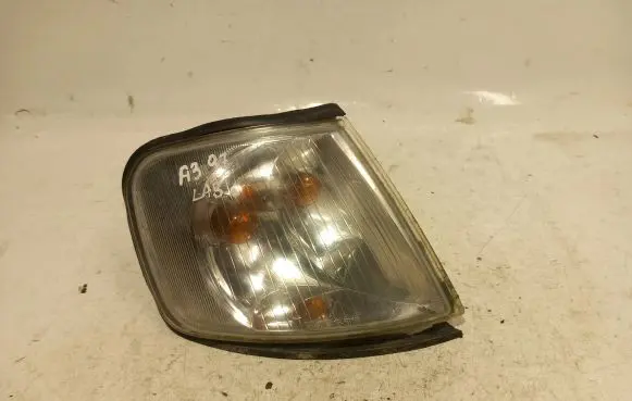 Audi A3 S3 8L Front indicator light 185315b