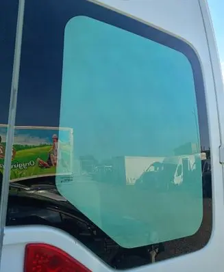 Renault Master III Sliding door window/glass 