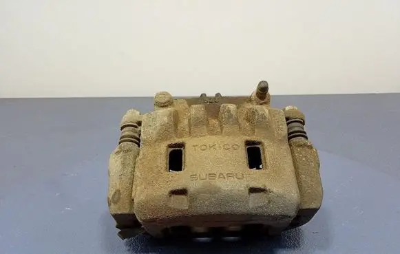 Subaru XV I Front brake caliper