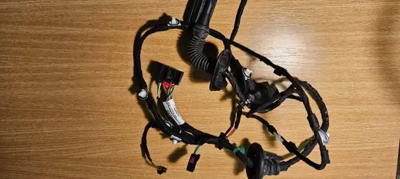 Audi Q3 8U Front door wiring loom 8u0971030af