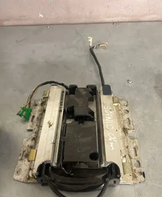 Other center console (tunnel) element