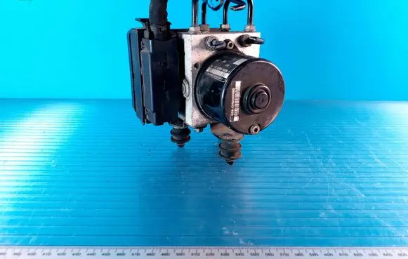 Audi A3 S3 A3 Sportback 8P ABS Pump 1K0907379AC