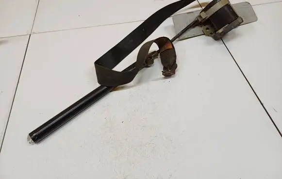 Volkswagen Golf III Front seatbelt 1H0857732 1H0857732B
