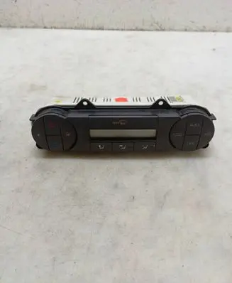 Ford Mondeo Mk III Climate control unit 3S7T18C612AH CD132EATC W0JA17295