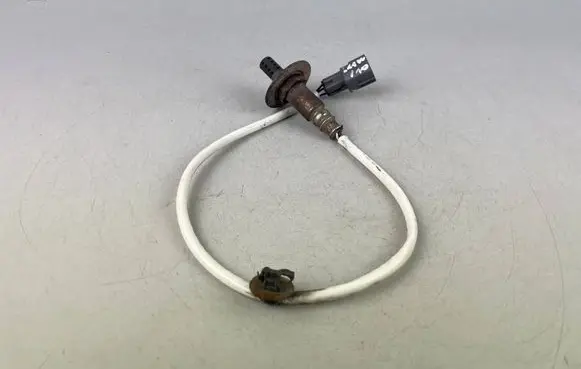 Subaru Legacy Lambda probe sensor 22690AA930