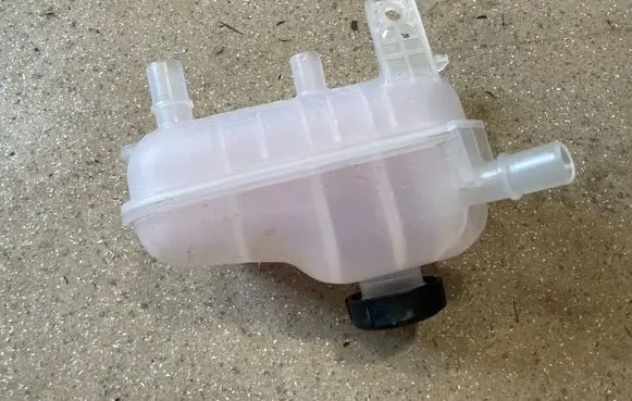 Hyundai Ioniq 5 Coolant expansion tank/reservoir 254R0GI500