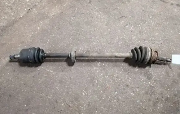 Hyundai Trajet Front driveshaft