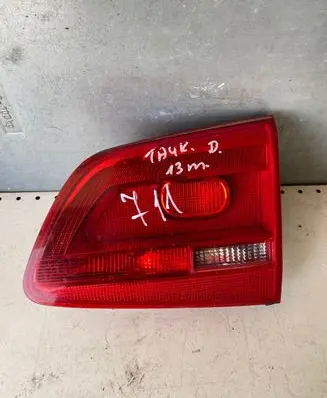 Volkswagen Touran II Tailgate rear/tail lights 1T0945094 125330 2TZ00046902