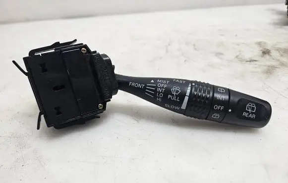 Mitsubishi Grandis Wiper control stalk