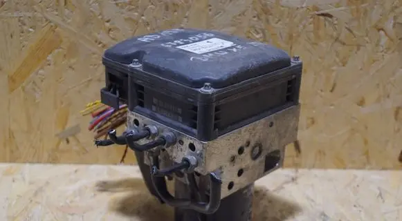 BMW X5 E70 ABS Pump 6783056