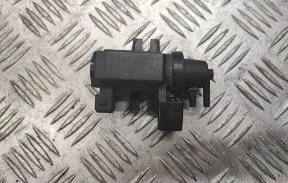 BMW 5 E60 E61 Turbo solenoid valve 7005790307 1174ZZ9663403
