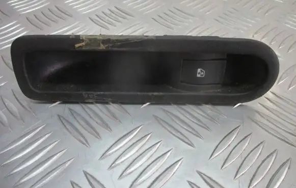 Renault Megane II Electric window control switch