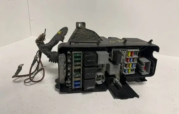 Volvo S60 Fuse box set 30656936 30728132 8690698